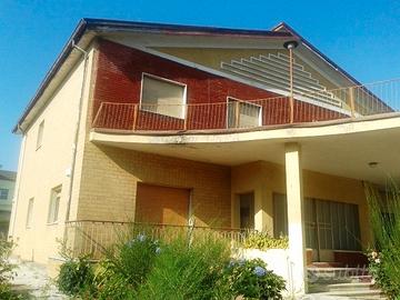 Villa unifamiliare di fine anni 50