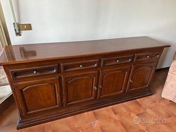 Buffet credenza