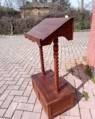 Leggio in legno