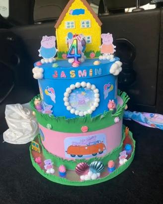 Torta finta peppa pig