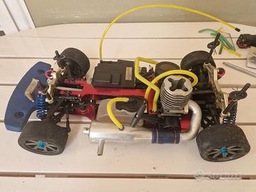 modellino auto radiocomandata