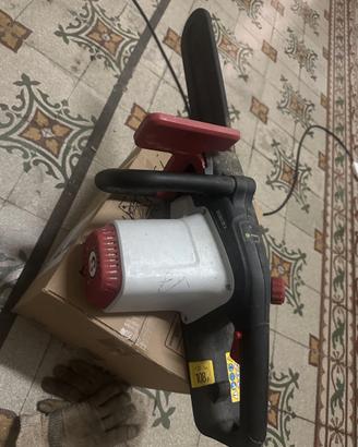 motosega elettrica