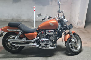 Honda super magna 750 90 cavalli con camper