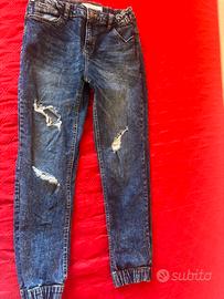 Pantaloni jeans