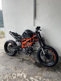 KTM 125 Duke - 2022