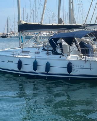 Beneteau Oceanis 323 Barca a Vela