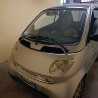 Vendesì Smart Fortwo 700 Coupè