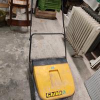 spazzatrice a spinta 