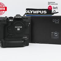 Olympus OM-D E-M1X