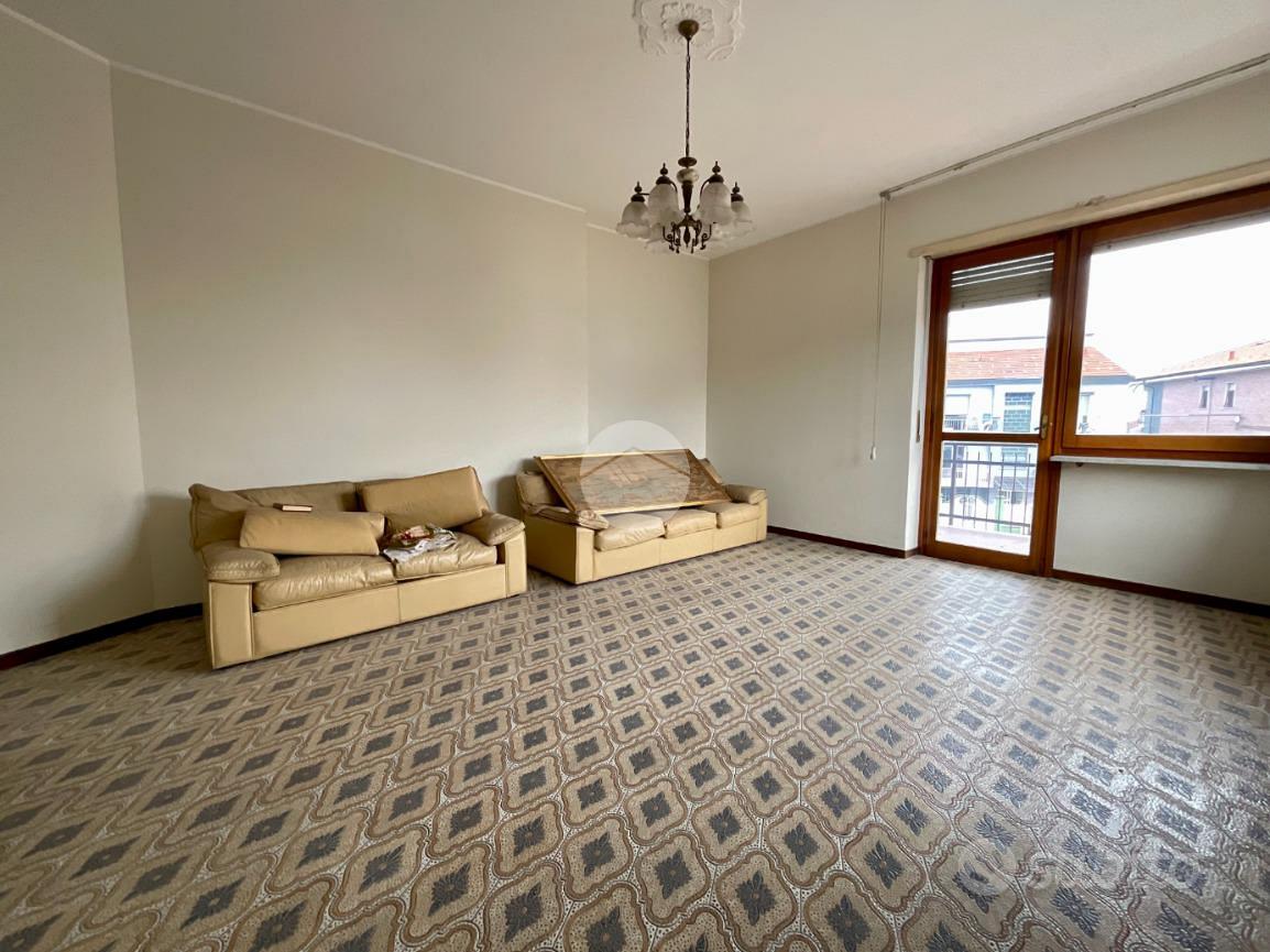 Apartment in Leini, Torino - Vista 3