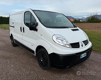 RENAULT TRAFIC 2.0 CTDi 115 FURGONE VAN AUTOCARRO