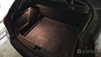 vasca bagagliaio Opel Astra j berlina