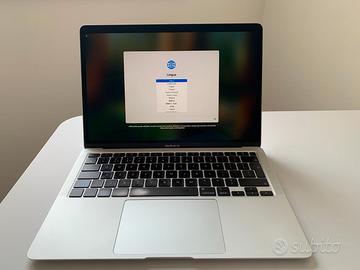 Apple Macbook Air early 2020