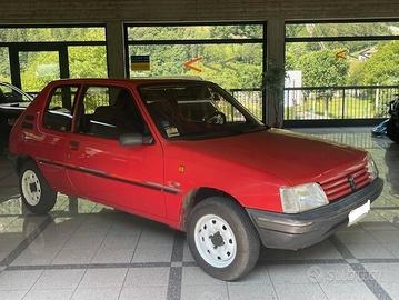 Peugeot 205 1.1 3 porte Color Line
