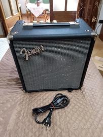 AMPLIFICATORE FENDER RUMBLE 15 - 15 WATTS