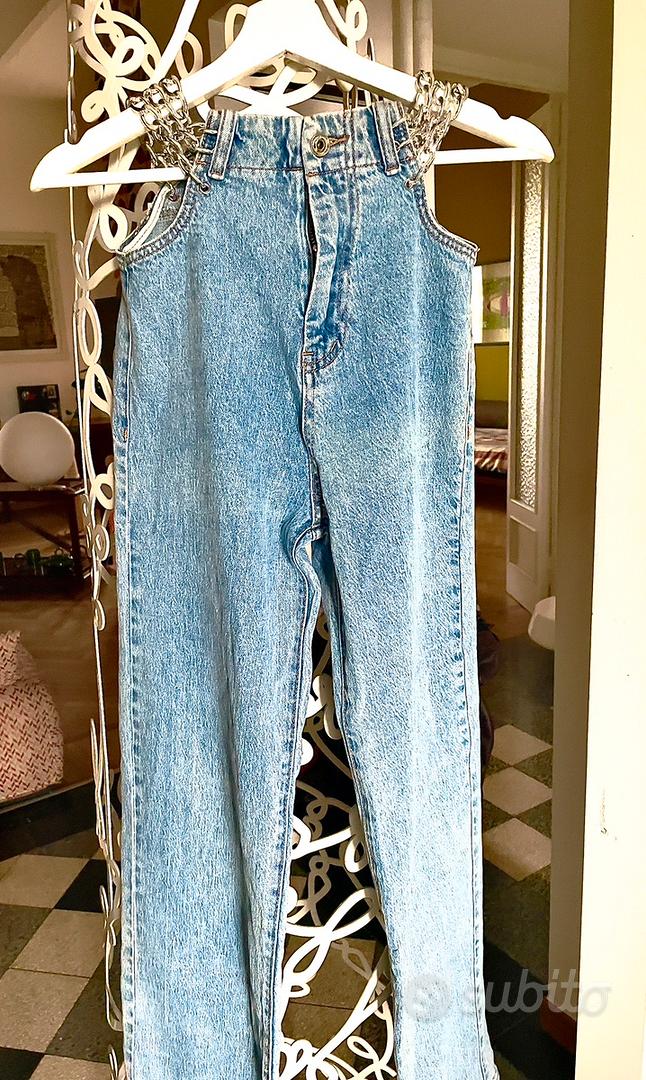 Pantaloni Jeans Con Catena Sui Fianchi Catena Jeans Italia