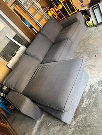 DIVANO IKEA CON CHAISE LONGUE – PARI AL NUOVO!
