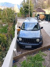 Jeep patriot da sistemare