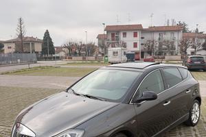 Lancia delta full tetto panoramico 1.6cc