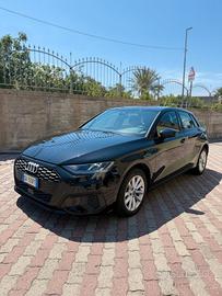 Audi A3 Sportback 30 2.0 TDI 116CV (85kw) Business