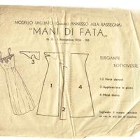 021> Mani di Fata Cartamodello Elegante Sottoveste