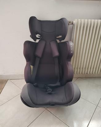 Seggiolino auto ISOFIX con poggiatesta regolabile