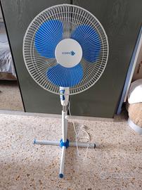 ventilatore con piedistallo 