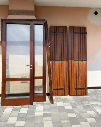 Portafinestra in legno douglas