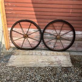 ANTICHE RUOTE IN FERRO DA CARRO VINTAGE
