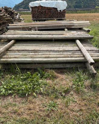 PALI IN LEGNO 