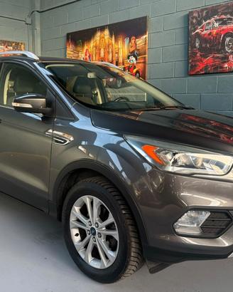 FORD KUGA 1.5 120CV TITANIUM MOTORE NUOVO!