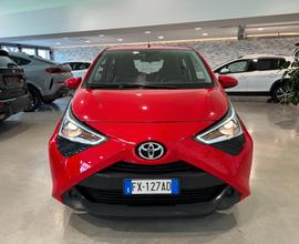 Toyota Aygo Connect 1.0 VVT-i 72 CV 5 porte x-play