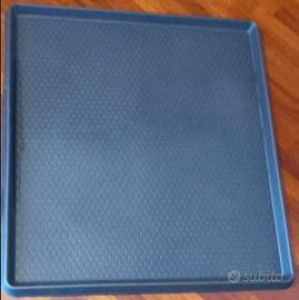 Tappetino per bagagliaio per auto e SUV.