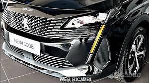 Peugeot 3008 musata frontale 2023