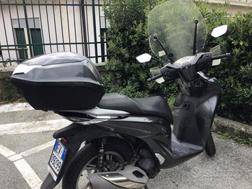 Scooter Honda sh
