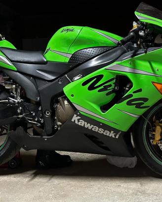 Kawasaki Ninja zx6R 636 2005