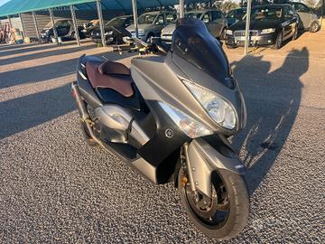 Yamaha T Max R53
