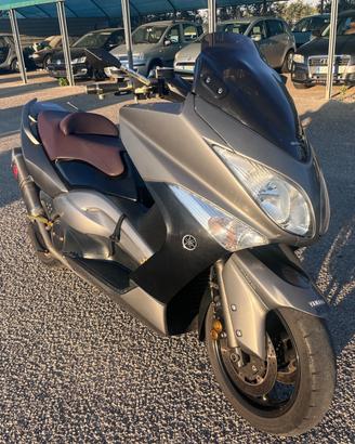 Yamaha T Max R53