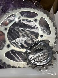 Corona pignone catena Yamaha R6 2017 - 2024 nuove