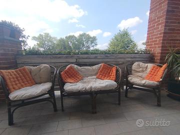 Salottino esterno  in bambu e legno