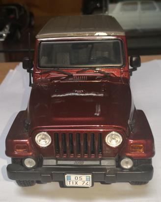 JEEP WRANGLER SAHARA, 1/18 MAISTO
