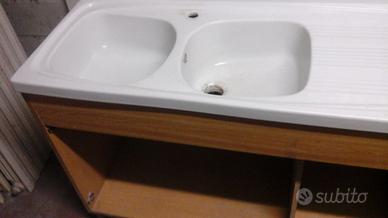 Frigo 2p cucina con forno ventilatori dispensa