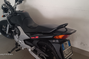 Moto Yamaha YBR 250