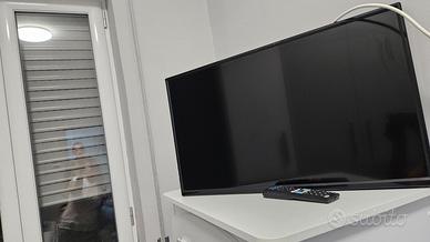 Televisione  akai 32 pollici
