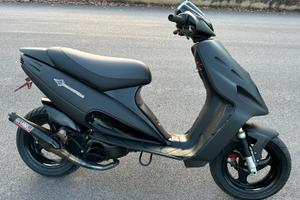 Malaguti. F12 phantom 50cc