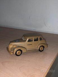 Modellino auto militare