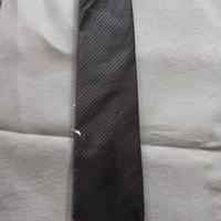 Cravatta in seta grigia