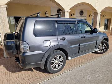 pajero mitsubishi