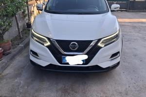 nissan  5 porte
