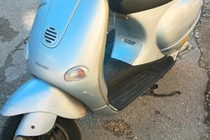 vespa et4 125